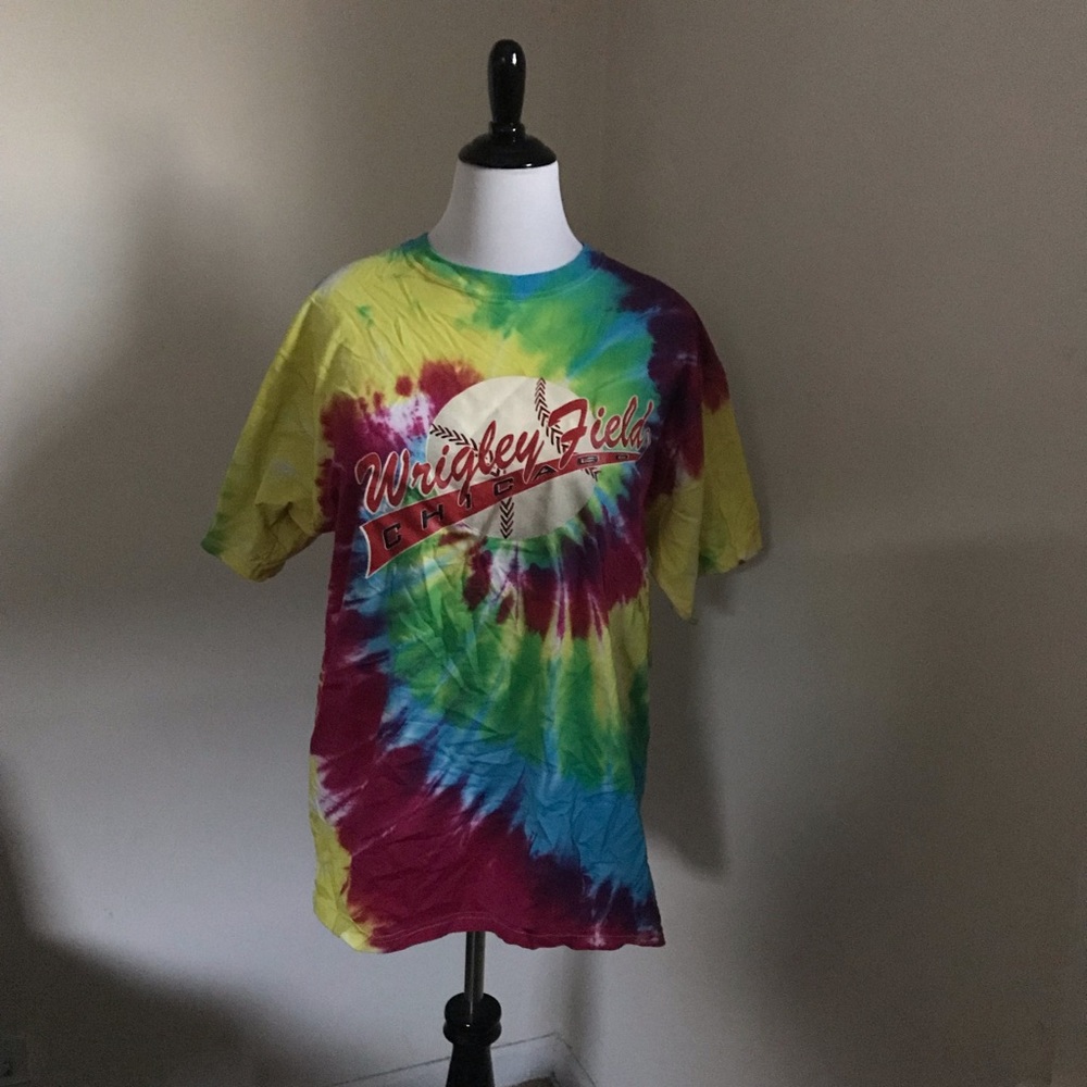 An official Chicago Cubs, baseball team,  tee!